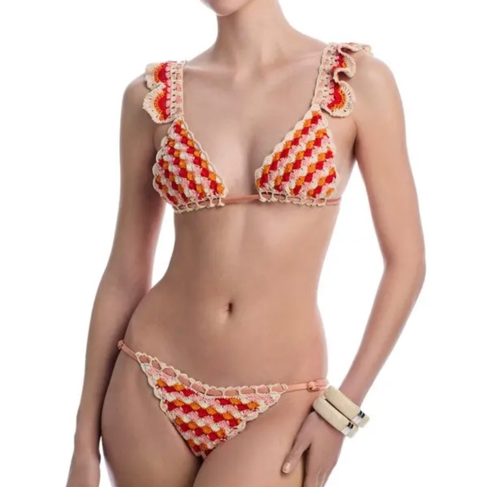 🙌🏻🙌🏻Brand New Capittana Melissa Orange bikini